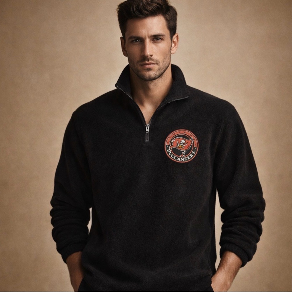 Tampa Bay Buccaneers Men's Black Half-Zip Sweater Pullover Size Large